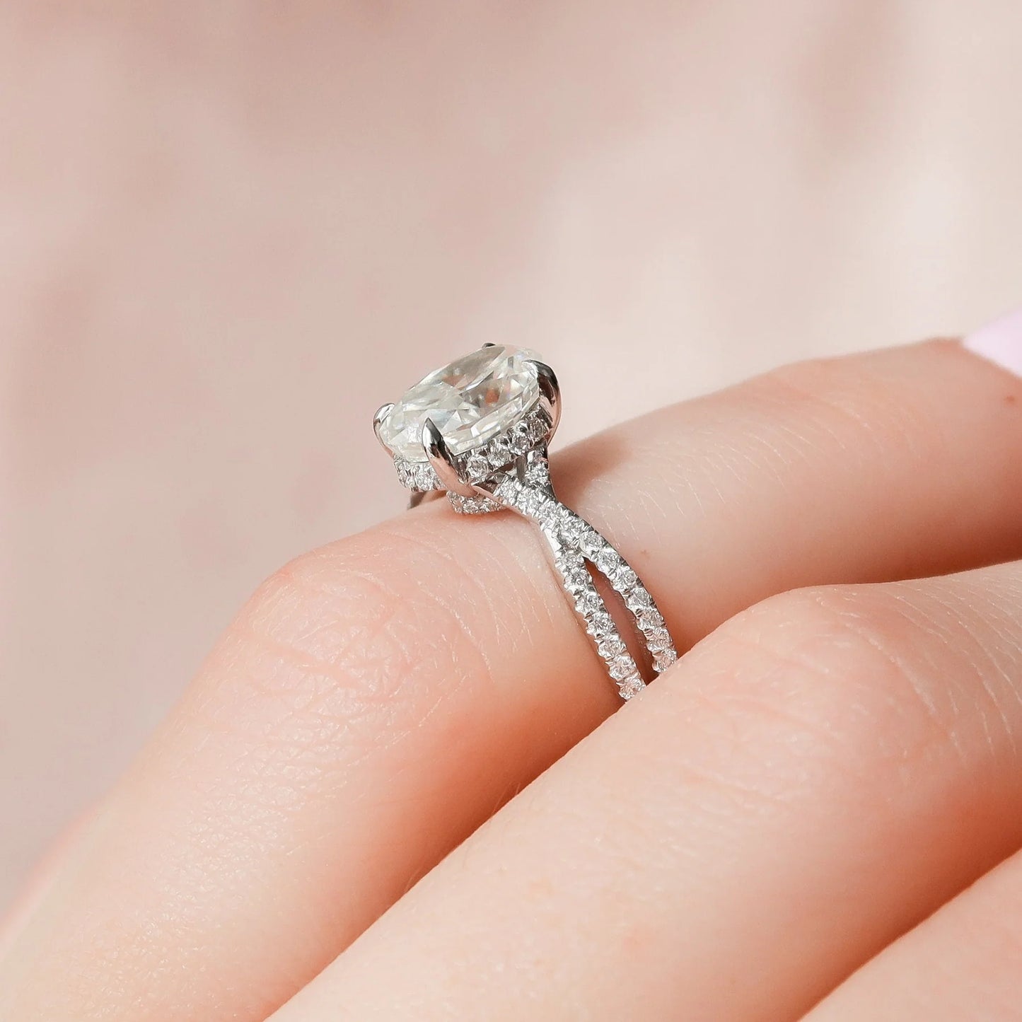 1.50CT Oval Cut Moissanite Split Shank 14K Gold Engagement Ring