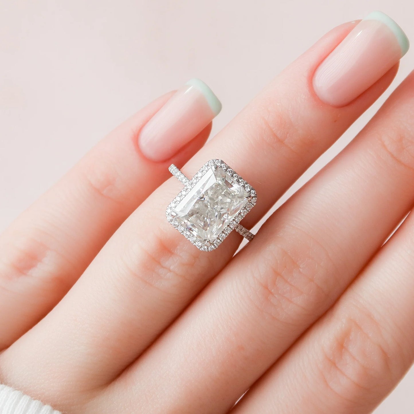 5.0CT Radiant Cut Halo Moissanite Engagement Ring