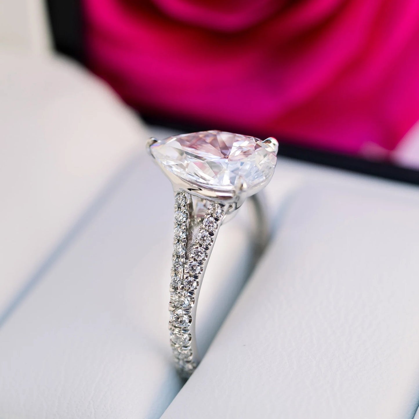 2.5 CT Pear Cut Moissanite Engagement Ring – Split Shank 14K Solid Gold Teardrop Ring for Her