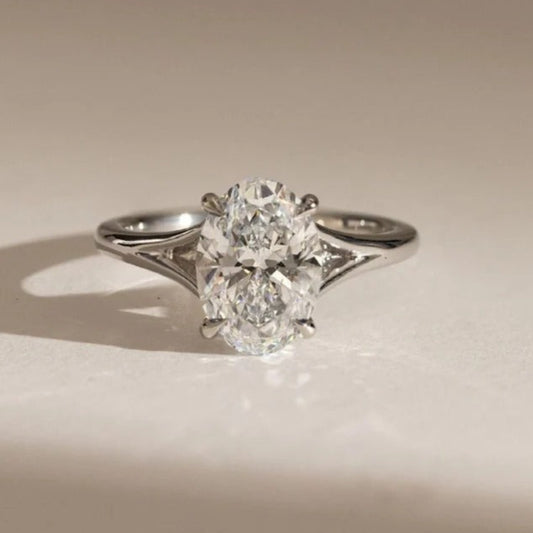 2.0 CT Oval Cut Moissanite Split Shank Engagement Ring – Lab Grown Diamond Option – 14K Gold Elegant Solitaire Ring for Women