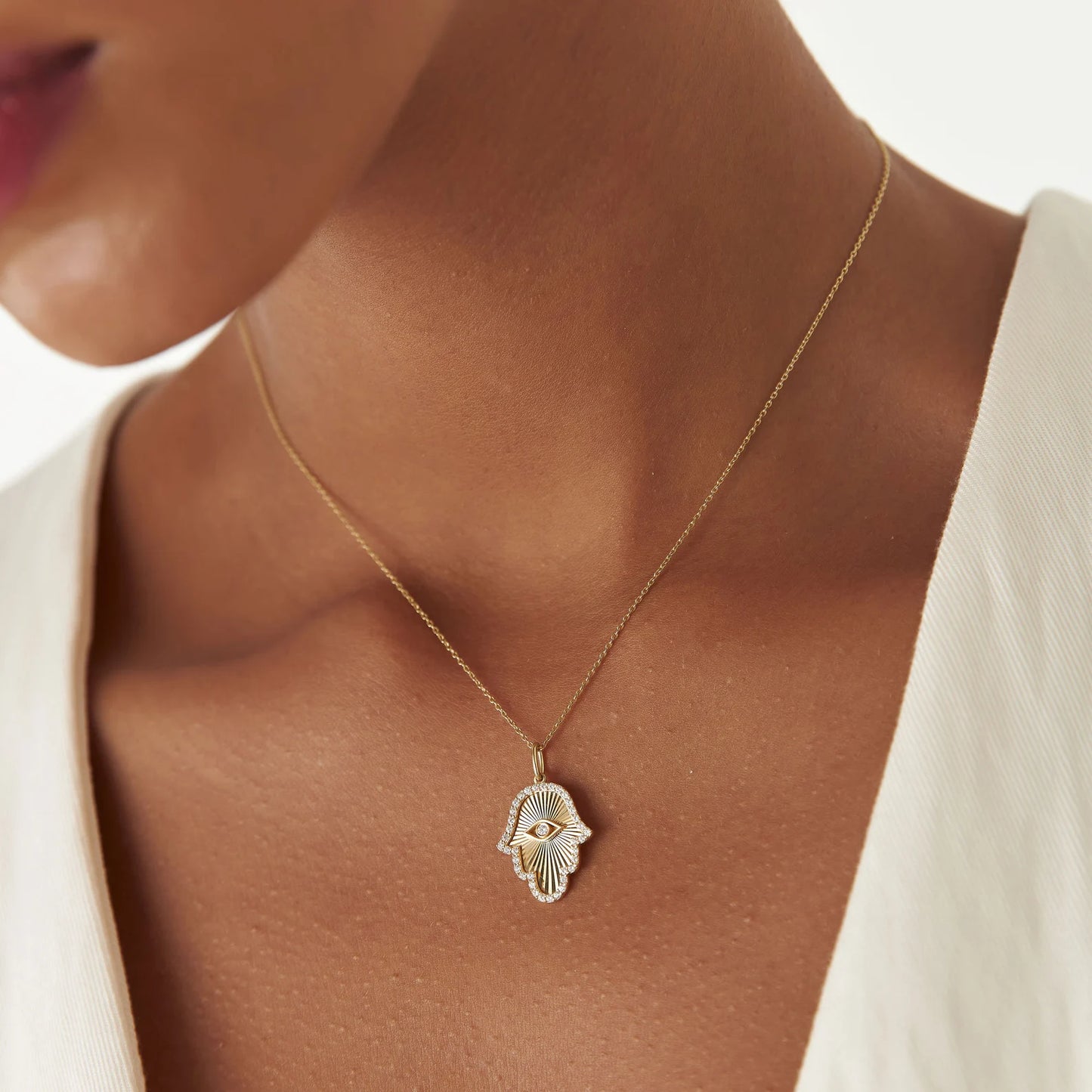 Hamsa Necklace in 14K Gold – Moissanite or Lab Grown Diamond Hand Pendant, Evil Eye Protection Necklace