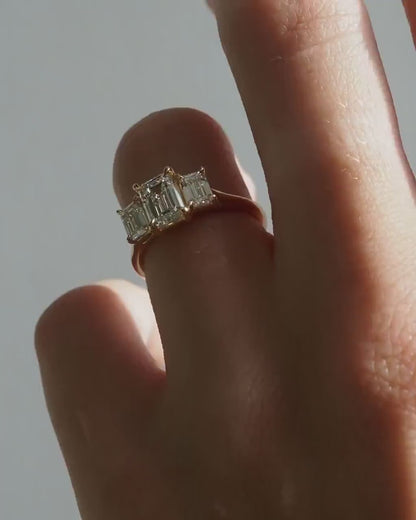 3 CT Emerald Cut Three Stone Moissanite Ring in 14K Gold – Elegant Vintage-Inspired Engagement Ring